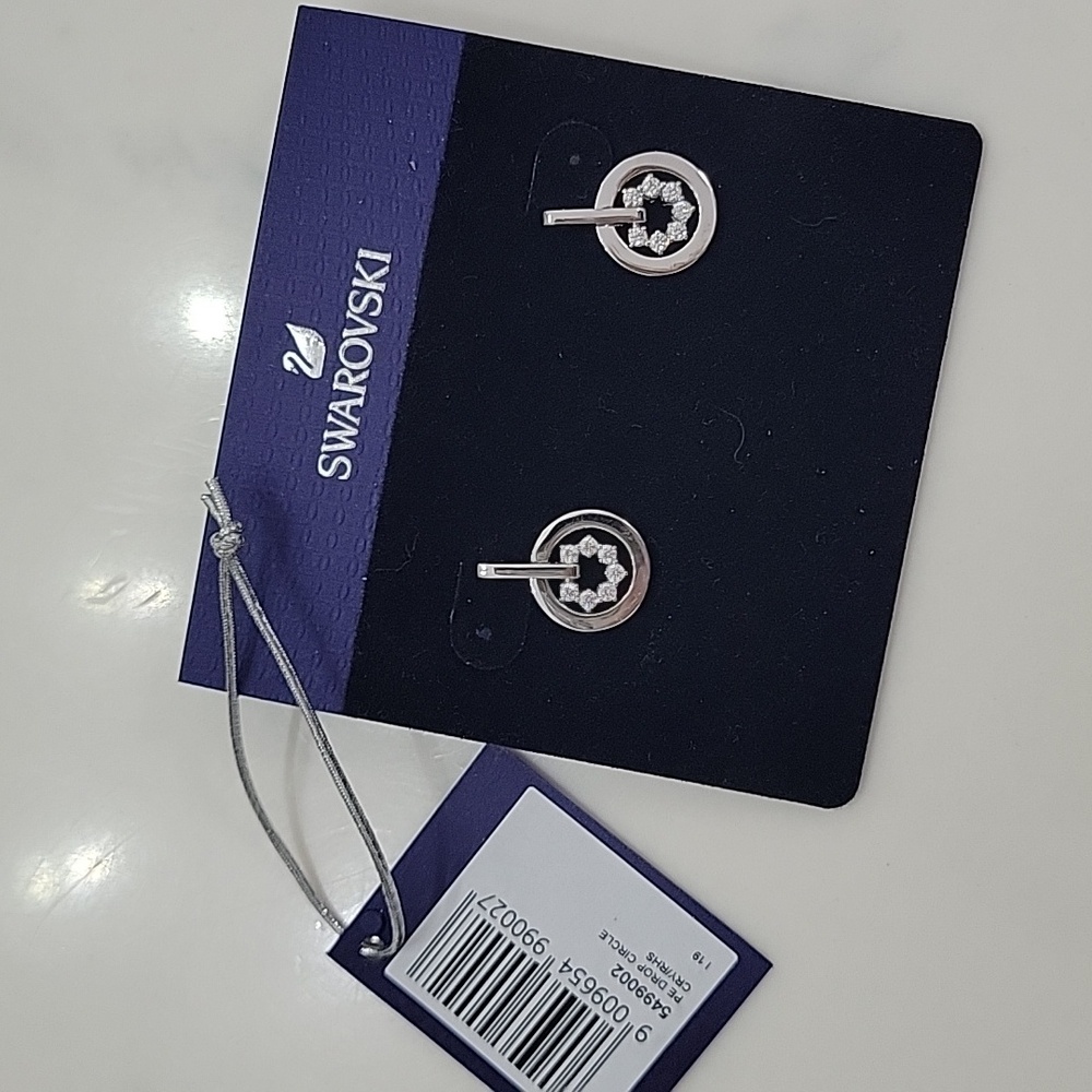New Swarovski Silver and Crystal Hoop Drop Circle Earrings